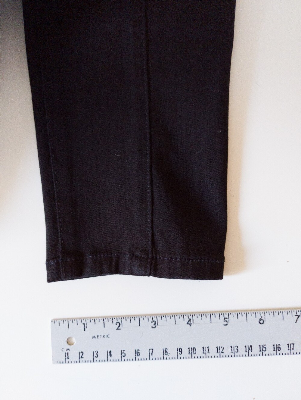 DU/ER Four Way Flex Pull On Mid Rise Skinny Pants Black 28 Nwt - Picture 9 of 11